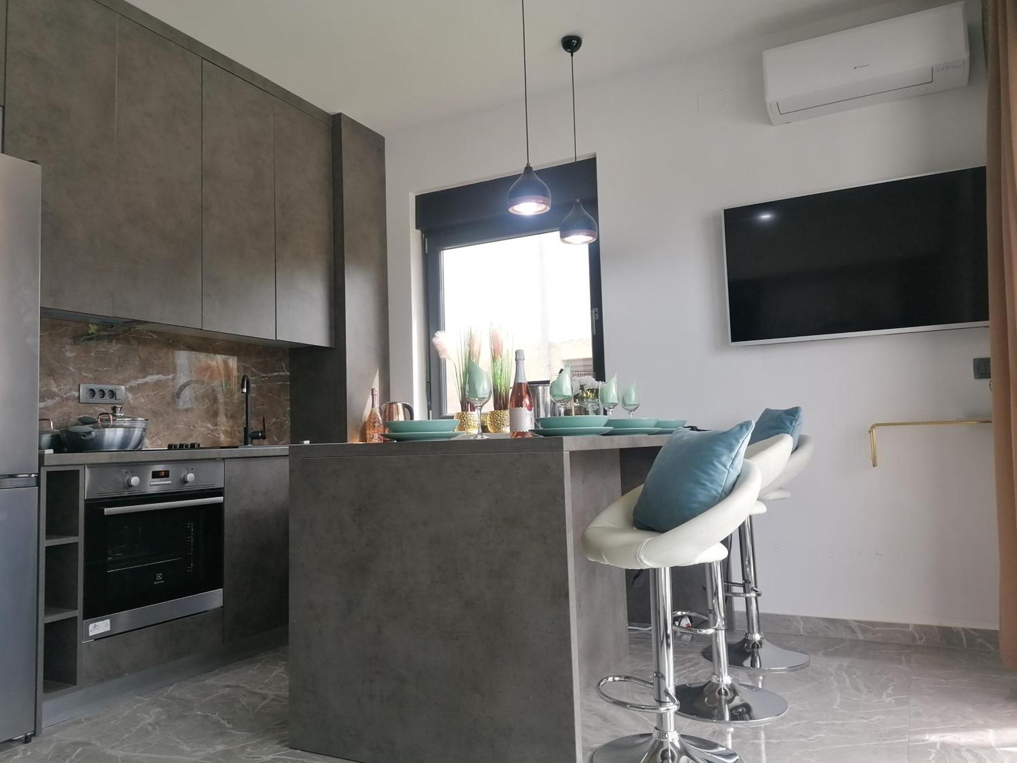 Golden Sunset Apartment Njivice Bagian luar foto