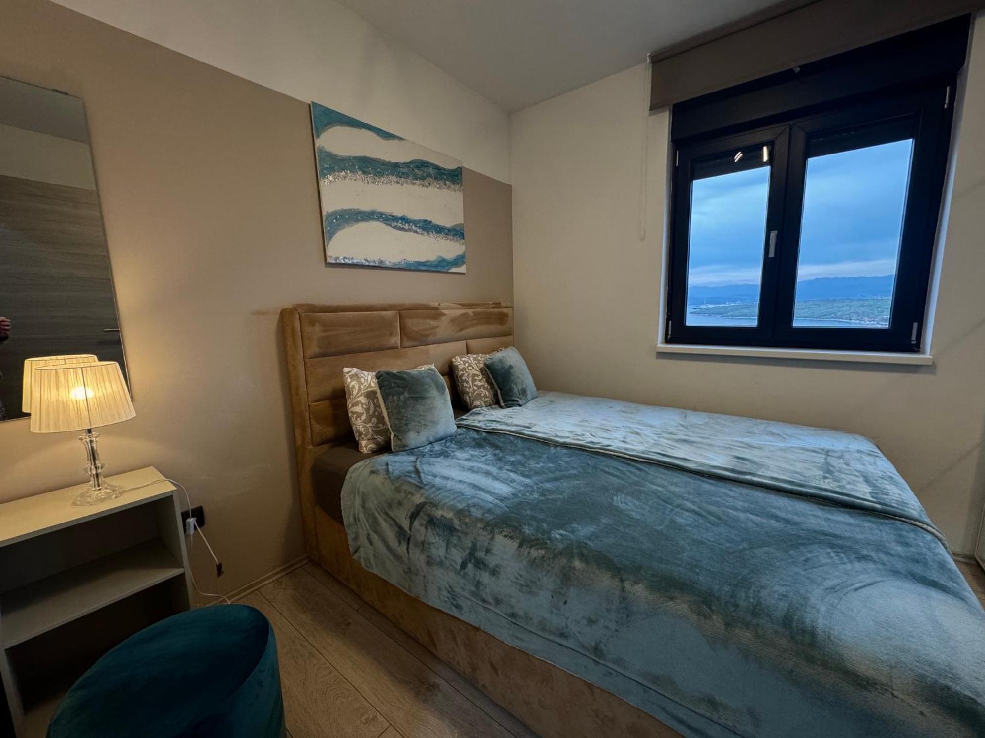 Golden Sunset Apartment Njivice Bagian luar foto