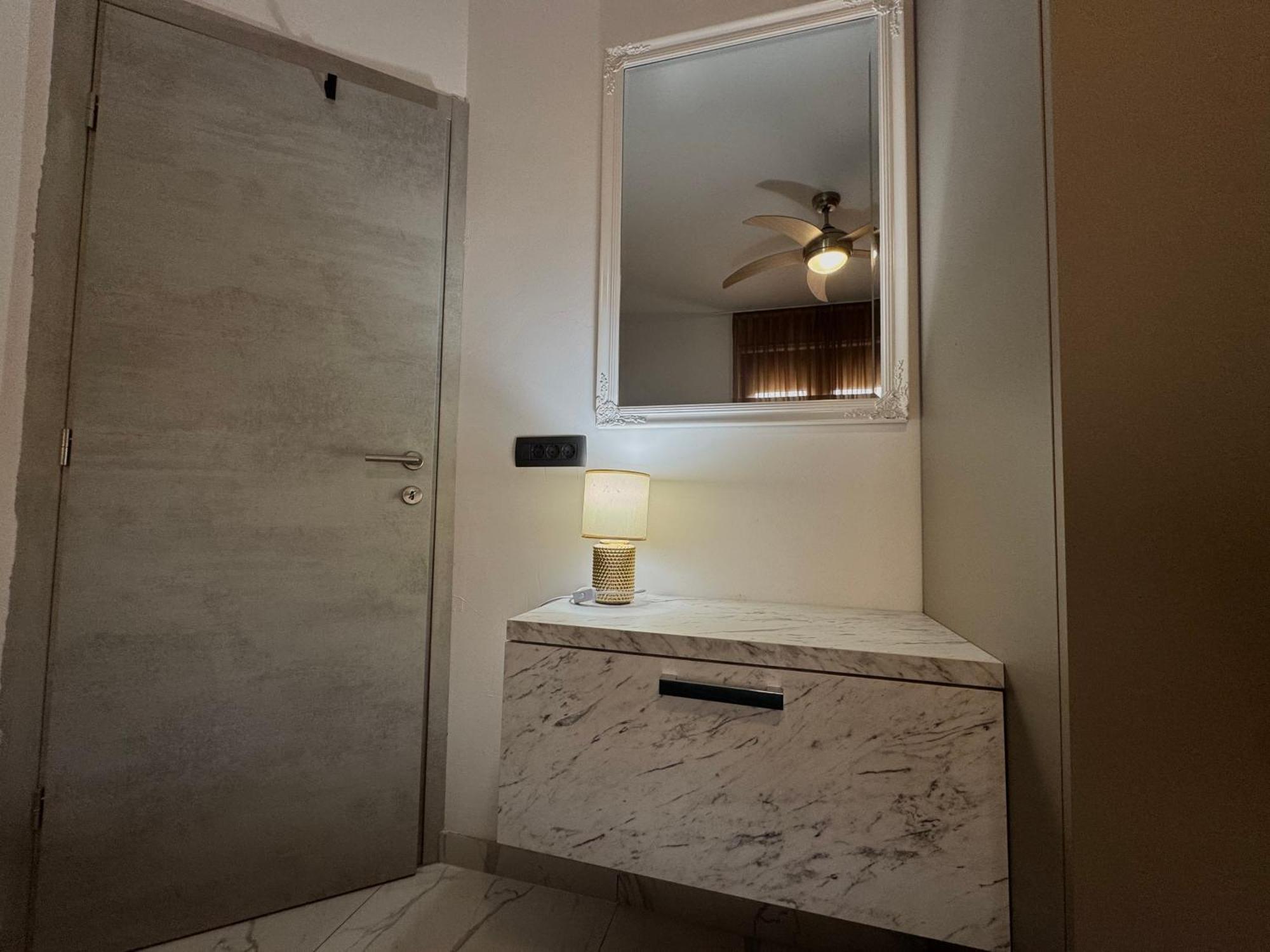 Golden Sunset Apartment Njivice Bagian luar foto